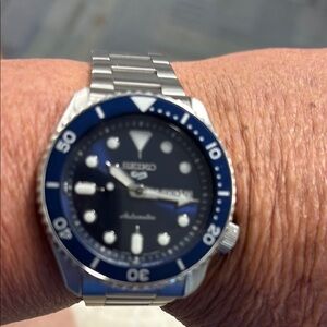 New Seiko Blue and Silver Dive Watch with Luminous Markers Worn 2 Times